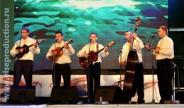 Фестиваль бардовской песни «Золотые струны России» (2003)