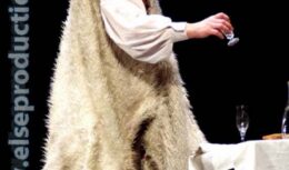 Гастроли спектакля «Ведьма» (г. Новосибирск, 2003)