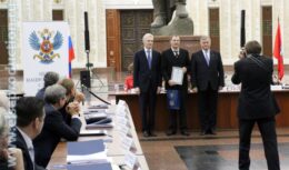 Соорганизация торжественных мероприятий, посвященных итогам реализации проекта Центра Национальной Славы  «Служение Отечеству: события и имена» в 2011-м году (ноябрь 2011, Центральный музей Великой Отечественной войны)