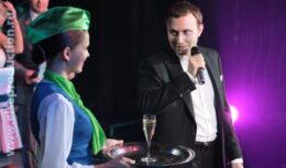 10-летие Консалтинговой группы «НЭО Центр» (декабрь 2007, клуб «Опера»)