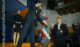 Презентация по выводу и продвижению брэнда Foster’s на российский рынок (г. Москва, 2005)