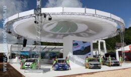 Экспериментальное автошоу с участием спортивных Skoda Octavia RS, Skoda Octavia Tour RS, Skoda Fabia RS (ОК «Лужники»)