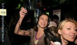 Презентация нового музыкального телефона N91 компании Nokia