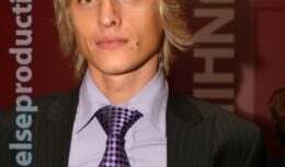 Презентация сигарет Dunhill