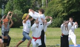 Разработка концепции рекламной акции «Начни с нами жить по-новому» и проведение мероприятий на открытом воздухе для жителей г. Москвы (июль-август 2011, ОК «Лужники»)