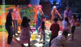 Семинар «Роль аниматора в гостиничном бизнесе» в Курортном комплексе «Надежда» (г. Геленджик, 2006)