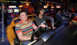 Детский день рождения (апрель 2011, Парк «Happylon»)