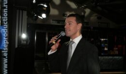 День рождения (декабрь 2009, ресторан «Next Door»)