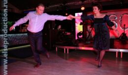 День рождения (декабрь 2009, ресторан «Next Door»)