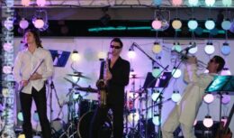 День рождения (октябрь 2009, ресторан «Next Door»)