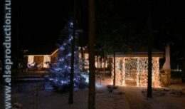 Новогоднее оформление загородного дома