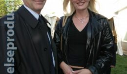 Открытие салона элитной мебели Auping