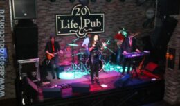 Встреча  выпускников Чикагского Университета Chicago Booth (апрель 2011, Клуб-ресторан «Life Pub»)