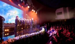 Церемония награждения ежегодной Премии «За вклад в развитие и продвижение социального предпринимательства в России —  «ИМПУЛЬС ДОБРА» (апрель 2012, Гостиница «Ренессанс Москва»)