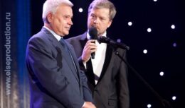 Церемония награждения ежегодной Премии «За вклад в развитие и продвижение социального предпринимательства в России —  «ИМПУЛЬС ДОБРА» (апрель 2012, Гостиница «Ренессанс Москва»)