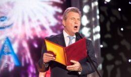 Церемония награждения ежегодной Премии «За вклад в развитие и продвижение социального предпринимательства в России —  «ИМПУЛЬС ДОБРА» (апрель 2012, Гостиница «Ренессанс Москва»)